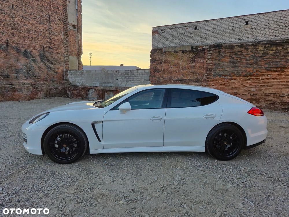 Porsche Panamera 4S PDK - 8