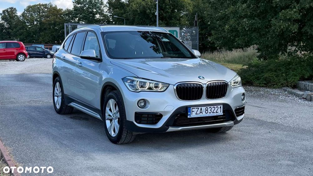 BMW X1 - 13
