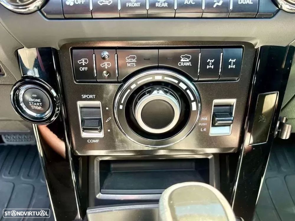 Toyota Land Cruiser 2.8 D-4D Auto Executive - 23