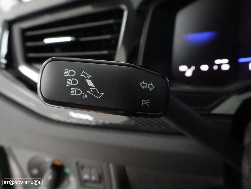 Volkswagen Taigo 1.0 TSI Urban DSG — fotografia 15