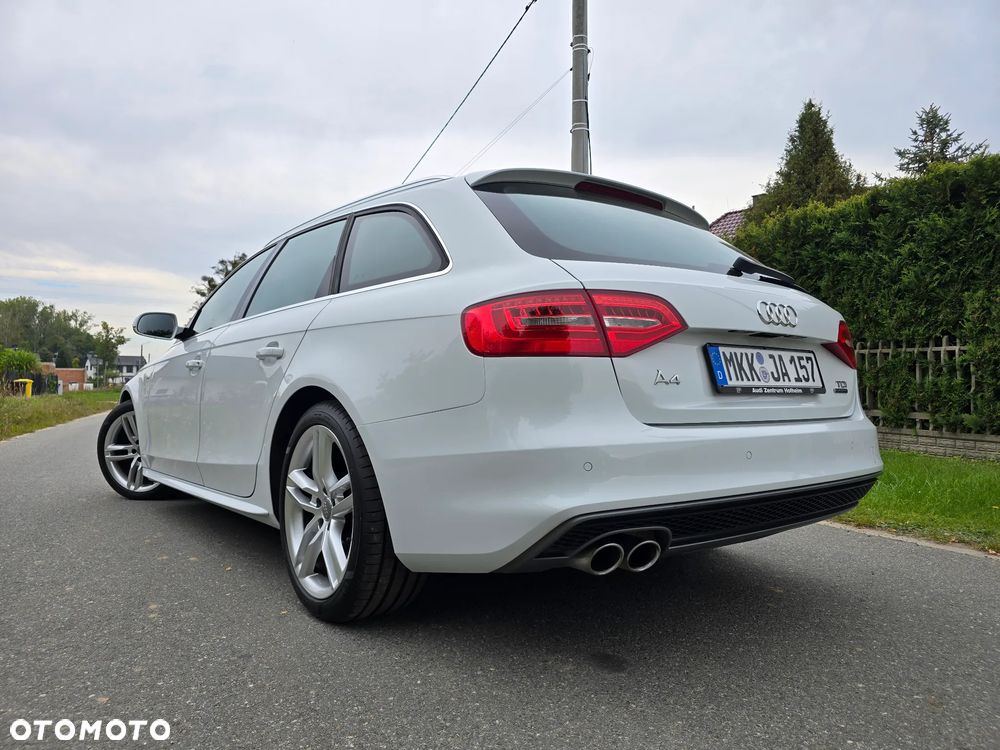 Audi A4 Avant 2.0 TDI DPF quattro S line Sportpaket - 6