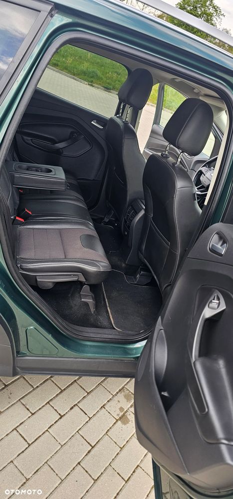 Ford Kuga - 25