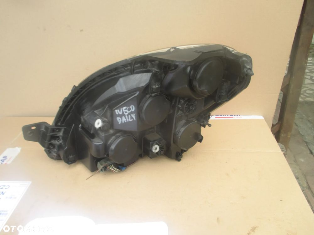 lampa prawa Iveco Daily IV Europa - 3