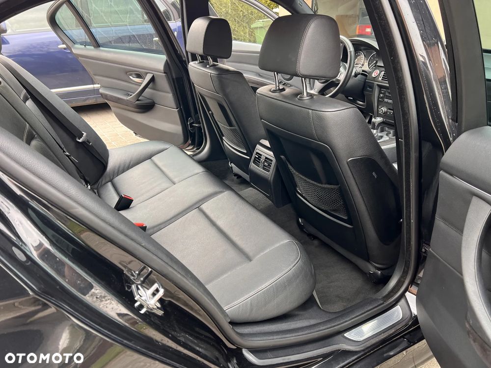 BMW Seria 3 - 16