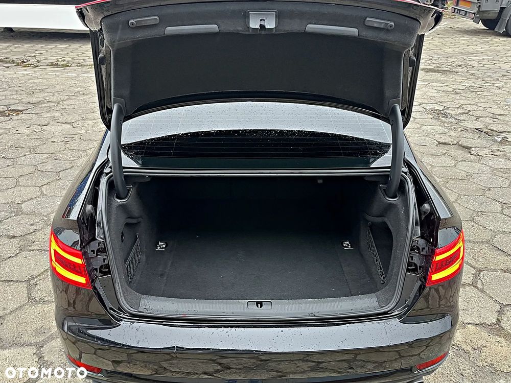 Audi A4 Limousine 2.0 TFSI Quattro S tronic - 36