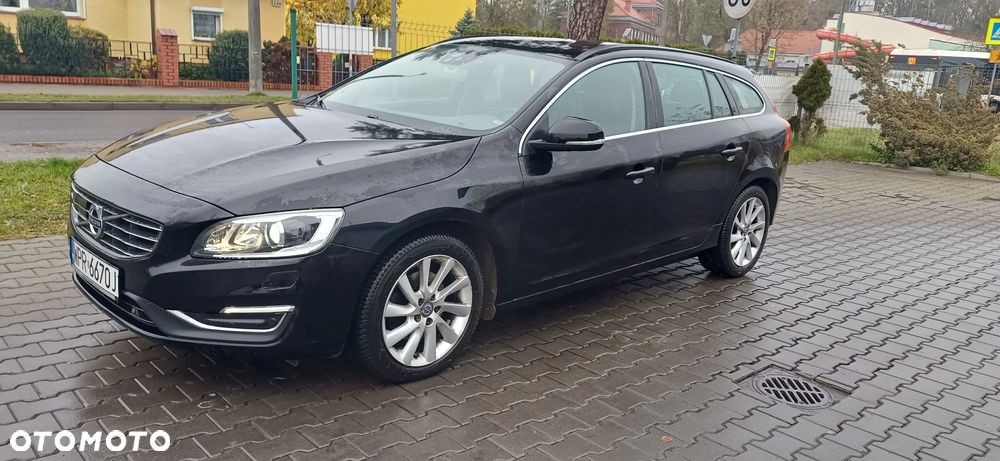 Volvo V60 D4 Summum - 4