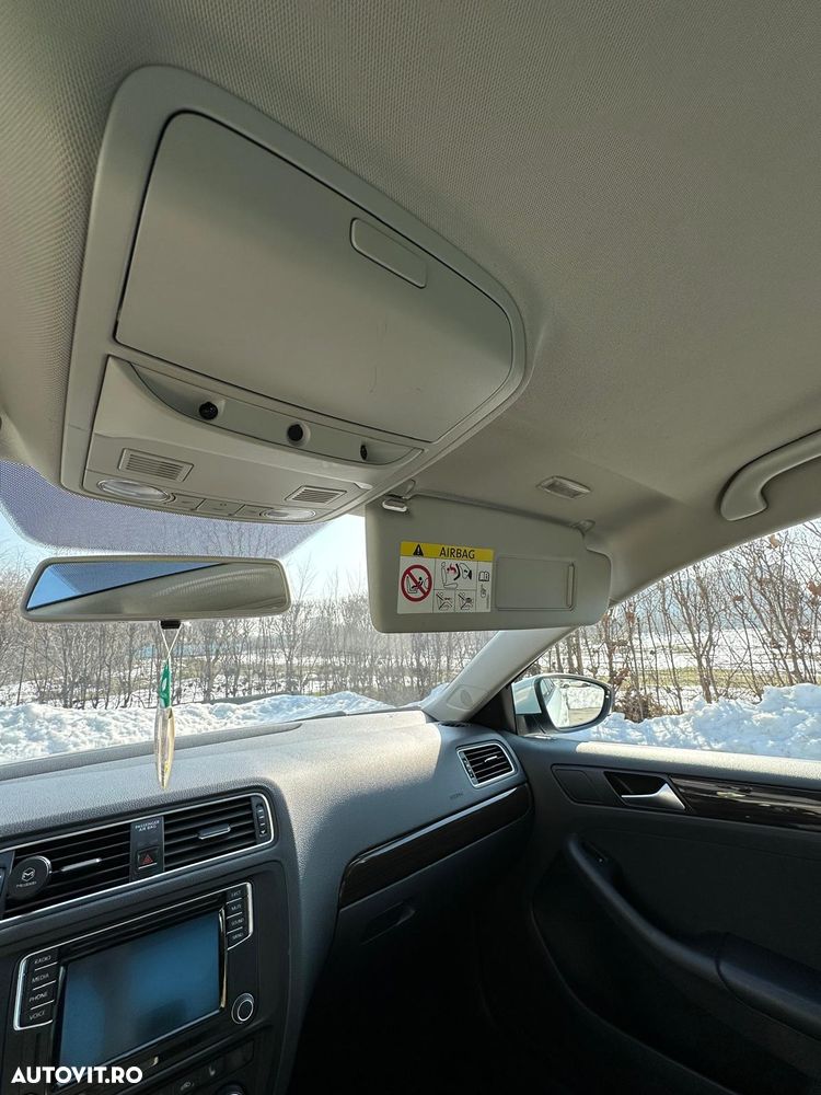 Volkswagen Jetta 1.4 TSI Comfortline - 20