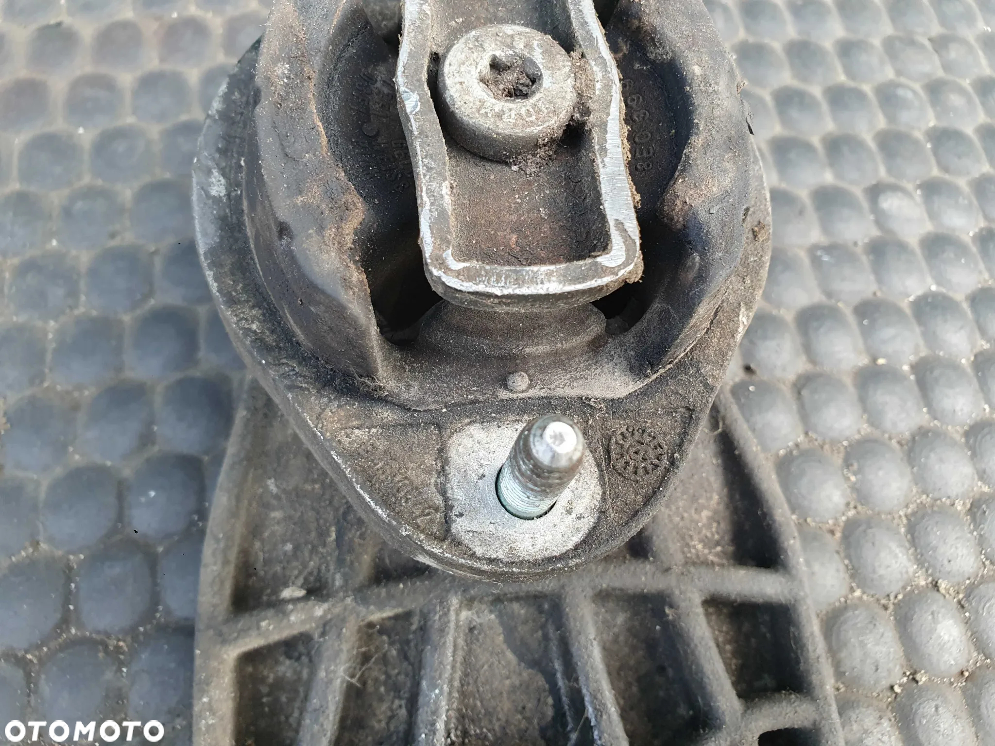 Lapa 8E0399115AK Podpora Mocowanie Wspornik Poduszka Skrzyni 6 Biegow Quattro 4x4 2.0 TDI Audi A4 B - 15