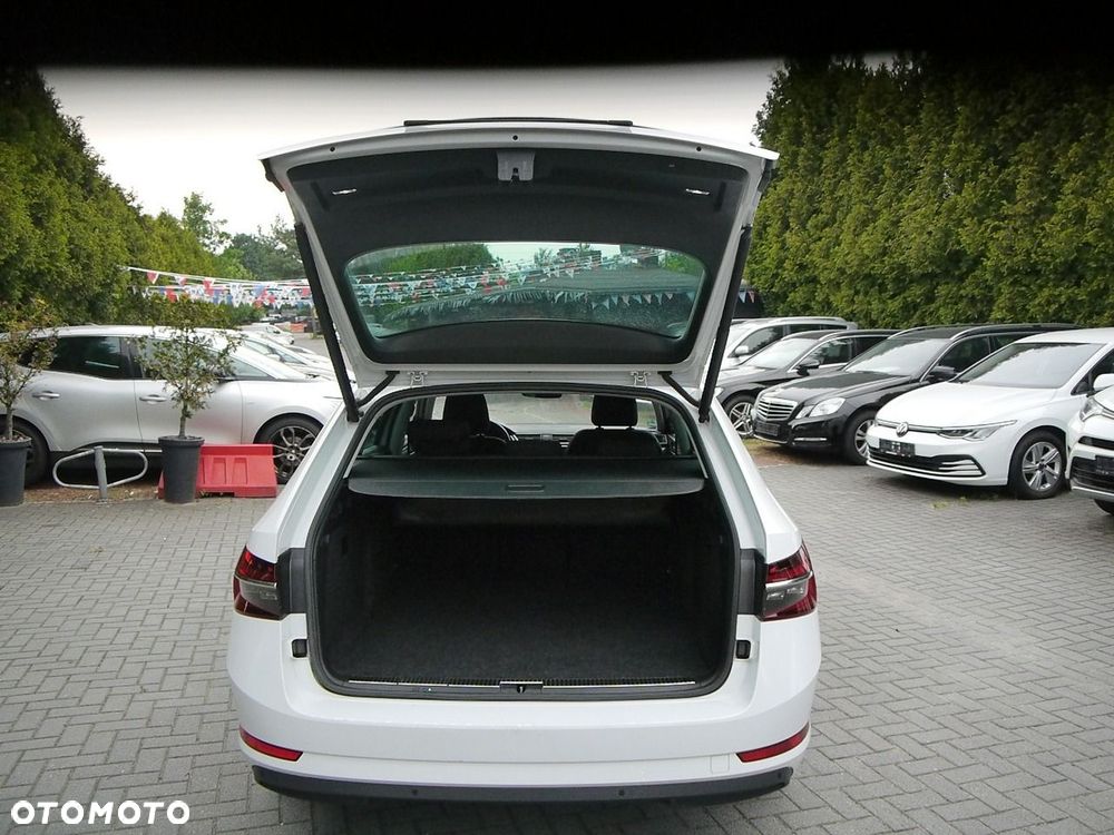Skoda Superb - 16