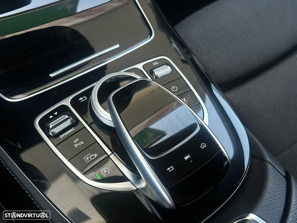 Mercedes-Benz E 220 d Avantgarde - 55