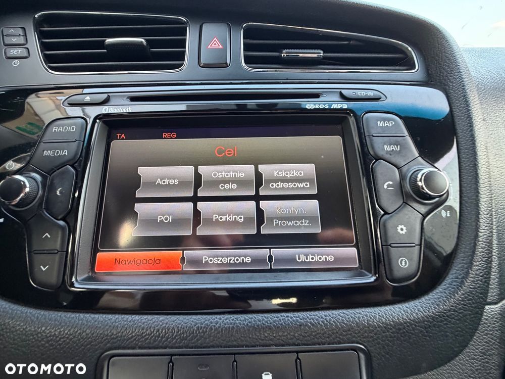 Kia Ceed 1.6 GDI Platinum Edition - 25