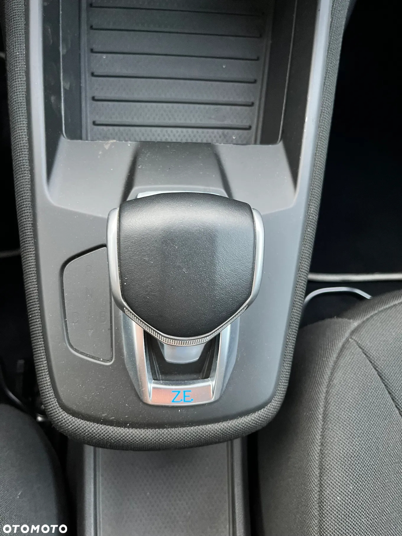 Renault Zoe (mit Batterie) Z.E 50 INTENS - 29