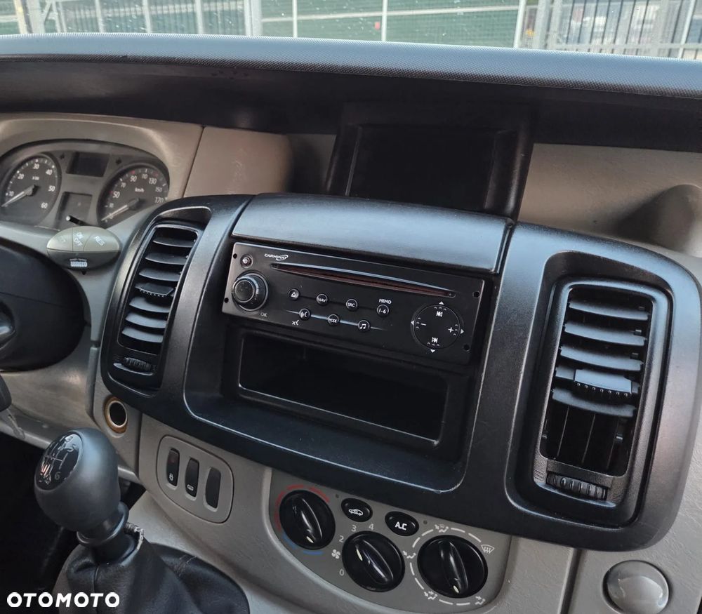 Renault TRAFIC LONG KLIMA TEMPOMAT ORYGINAŁ DUBEL KABINA FULL OPCJA DOPOSAŻONY - 6