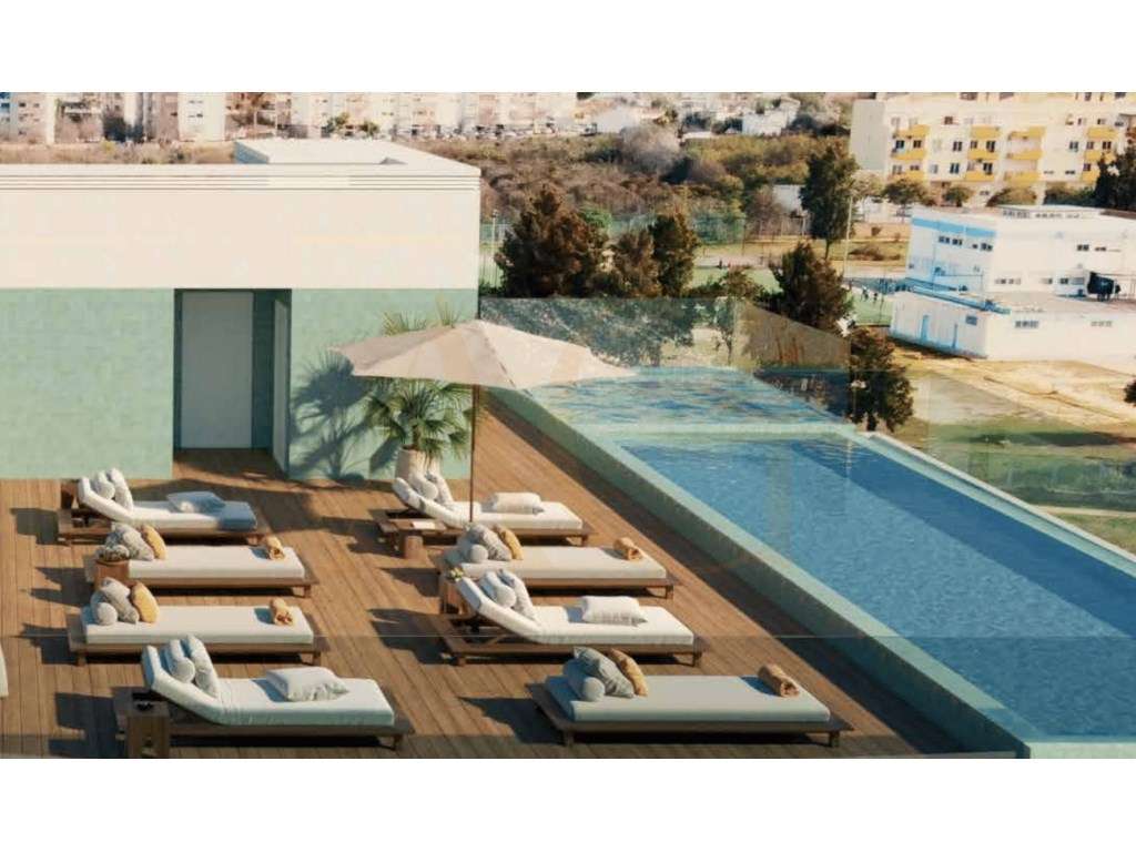 Apartamento T2 Duplex com terraço privado e piscina - Grande imagem: 2/17