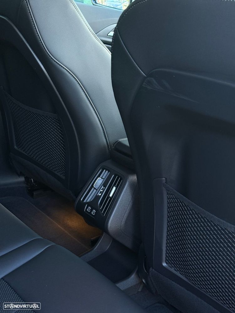BMW iX2 eDrive20 - 16