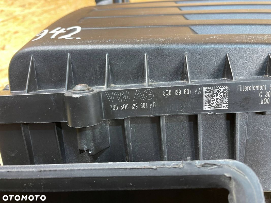OBUDOWA FILTRA POWIETRZA SKODA SEAT AUDI VW GOLF VII 2.0 TDI 5Q0129607AA - 9