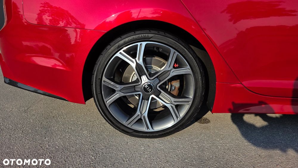 Kia Stinger 2.0 T-GDI L - 19