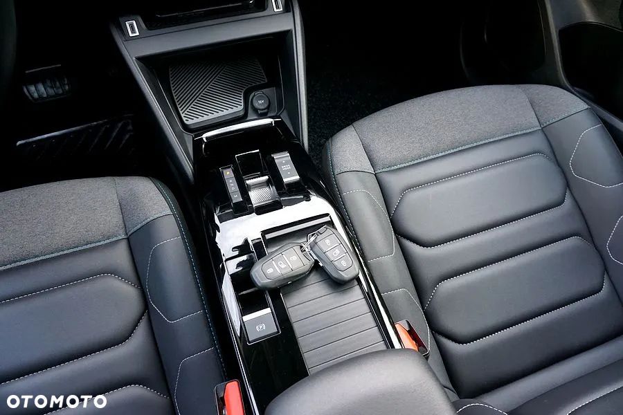 Citroën C4X 1.5 BlueHDi Shine Pack S&S EAT8 - 34