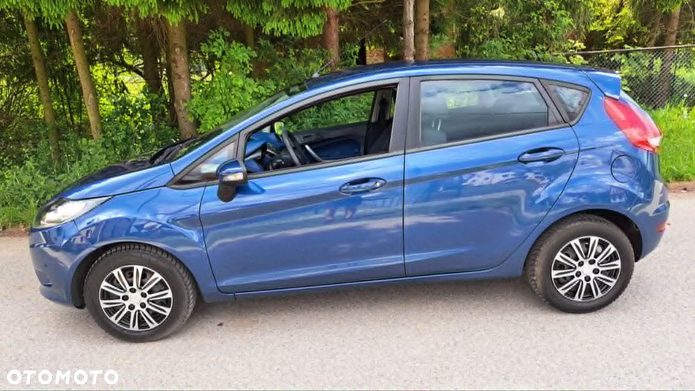 Ford Fiesta - 9