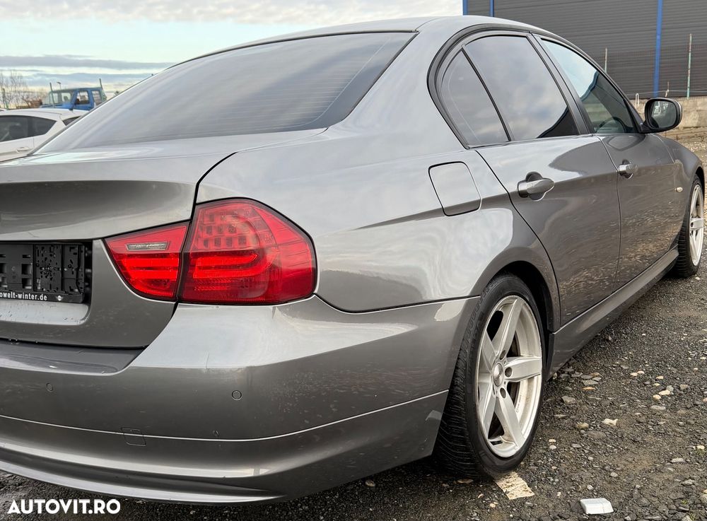 BMW Seria 3 320d DPF Aut. - 7