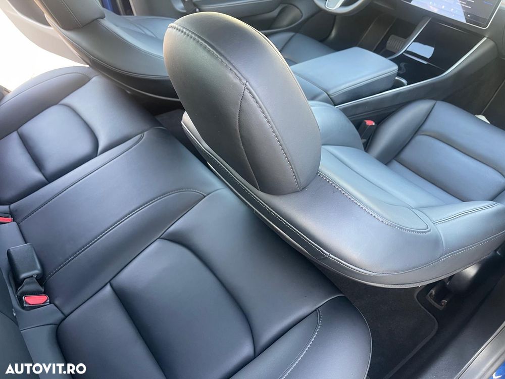 Tesla Model 3 Langstreckenbatterie Allradantrieb Dual Motor Performance - 11
