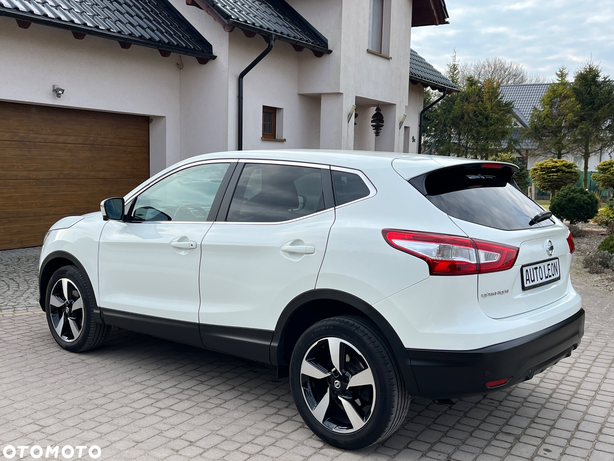 Nissan Qashqai 1.2 DIG-T Xtronic 360 - 4