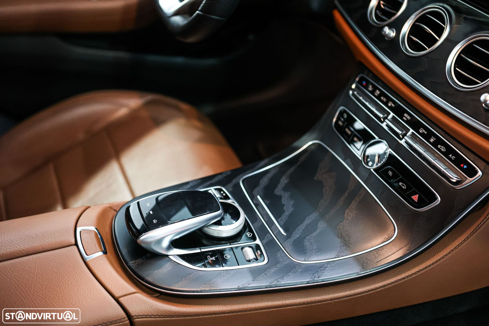 Mercedes-Benz E 300 de AMG Line - 30