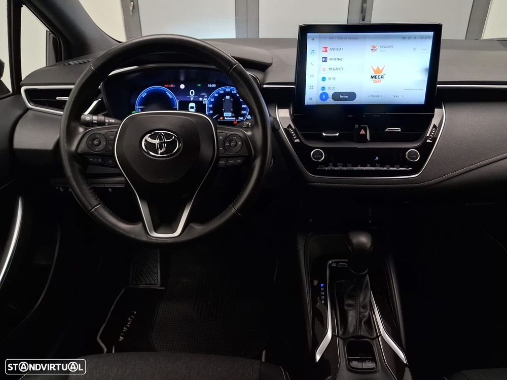 Toyota Corolla Touring Sports 1.8 Hybrid Comfort Plus - 18