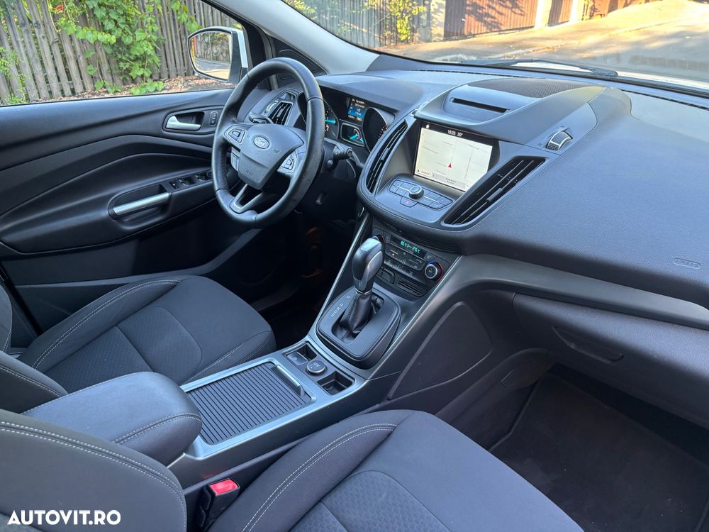 Ford Kuga 1.5 TDCi 2WD Powershift Titanium - 16