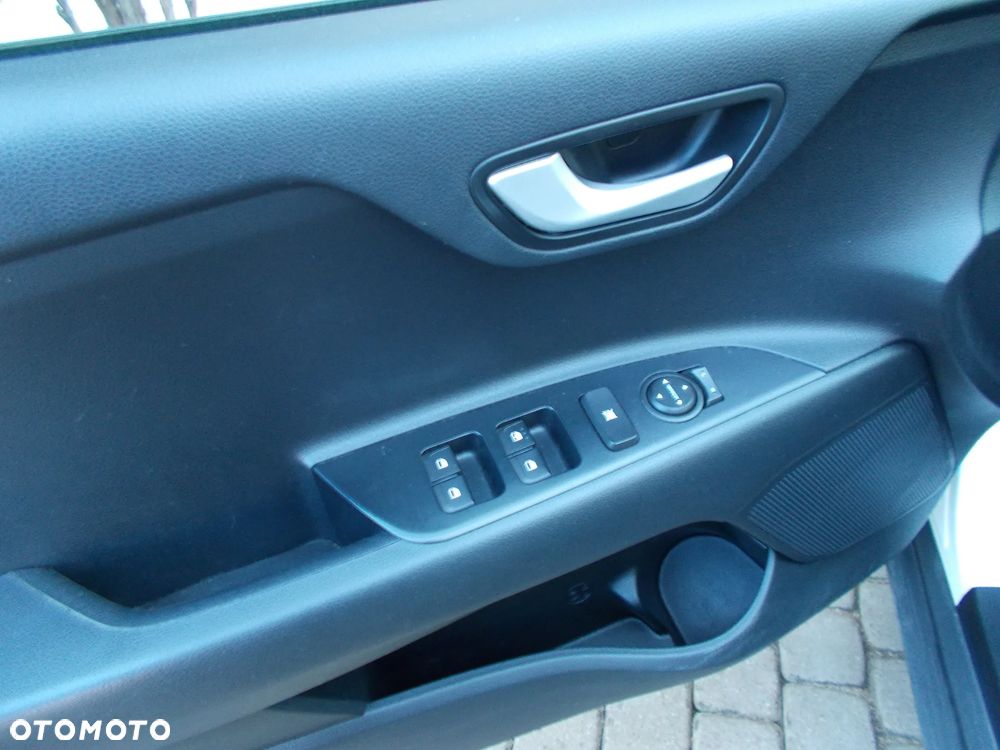 Kia Stonic - 18