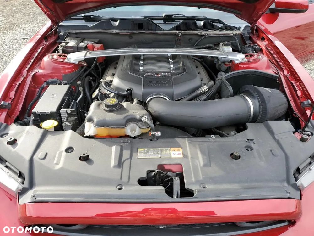 Ford Mustang 5.0 V8 GT - 9