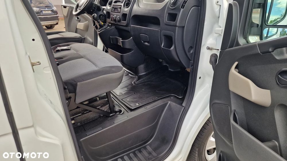 Renault Master - 9