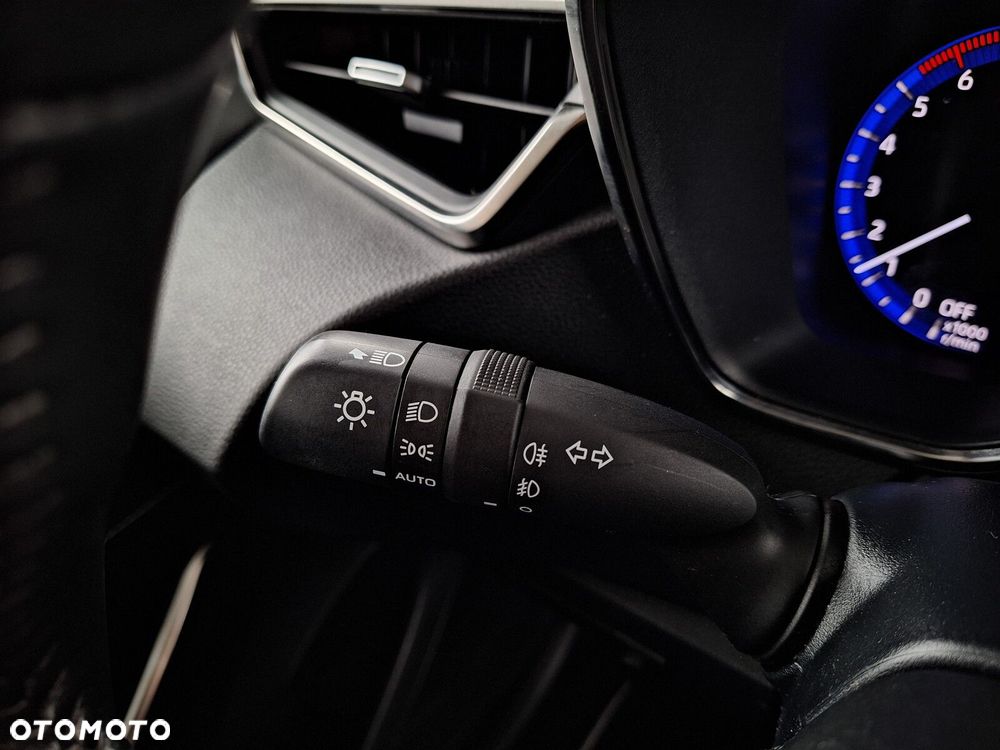 Toyota Corolla 1.8 Hybrid Comfort - 35