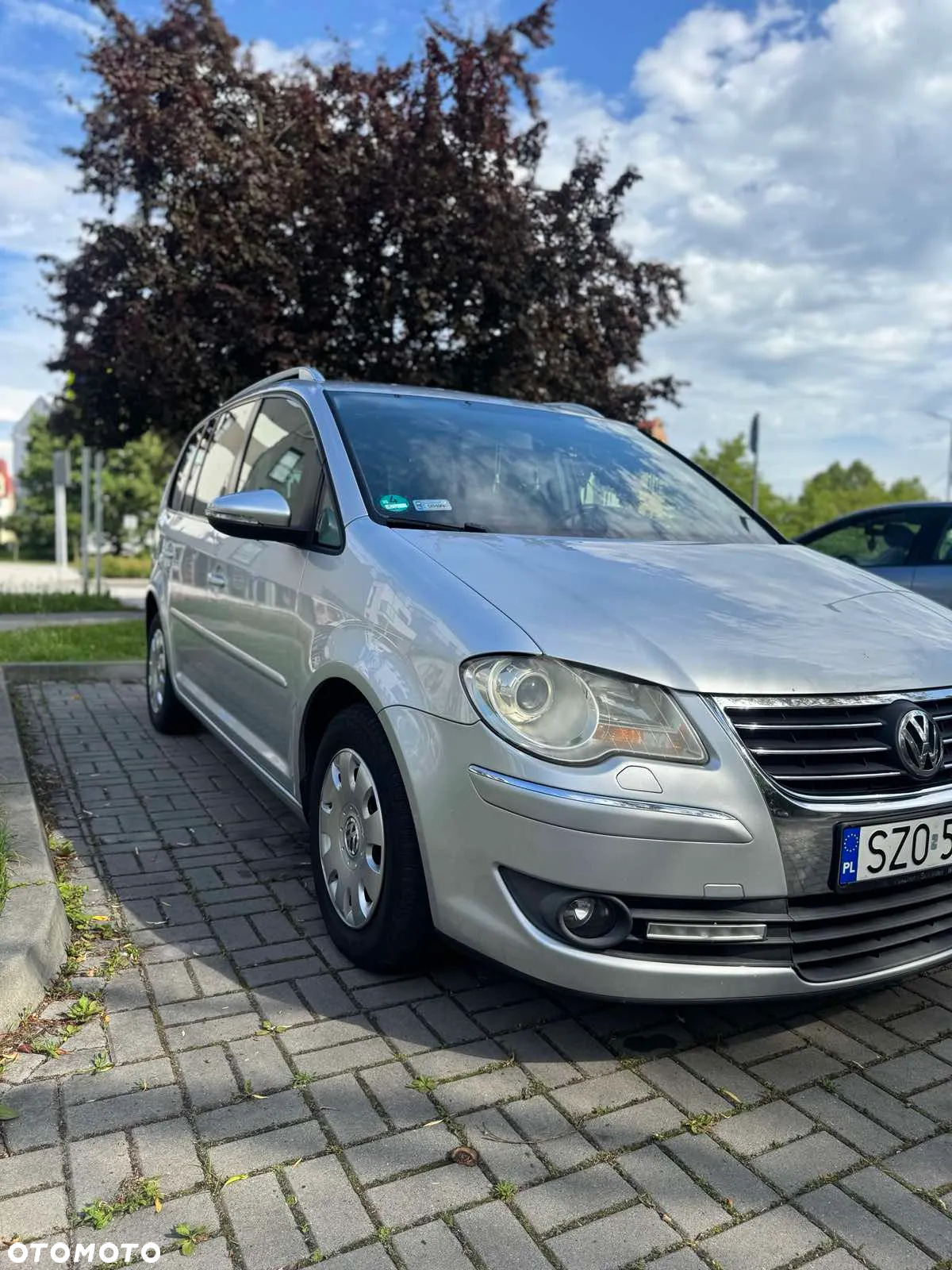 Volkswagen Touran 2.0 TDI DPF Comfortline - 2