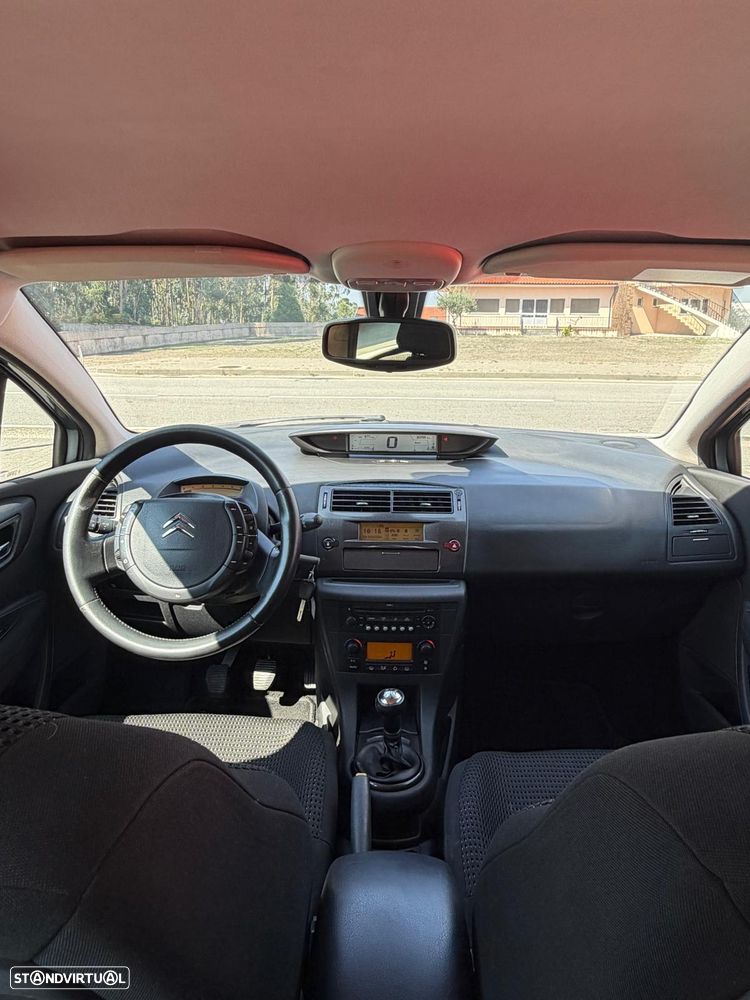 Citroën C4 1.6 HDi VTR Pack - 38