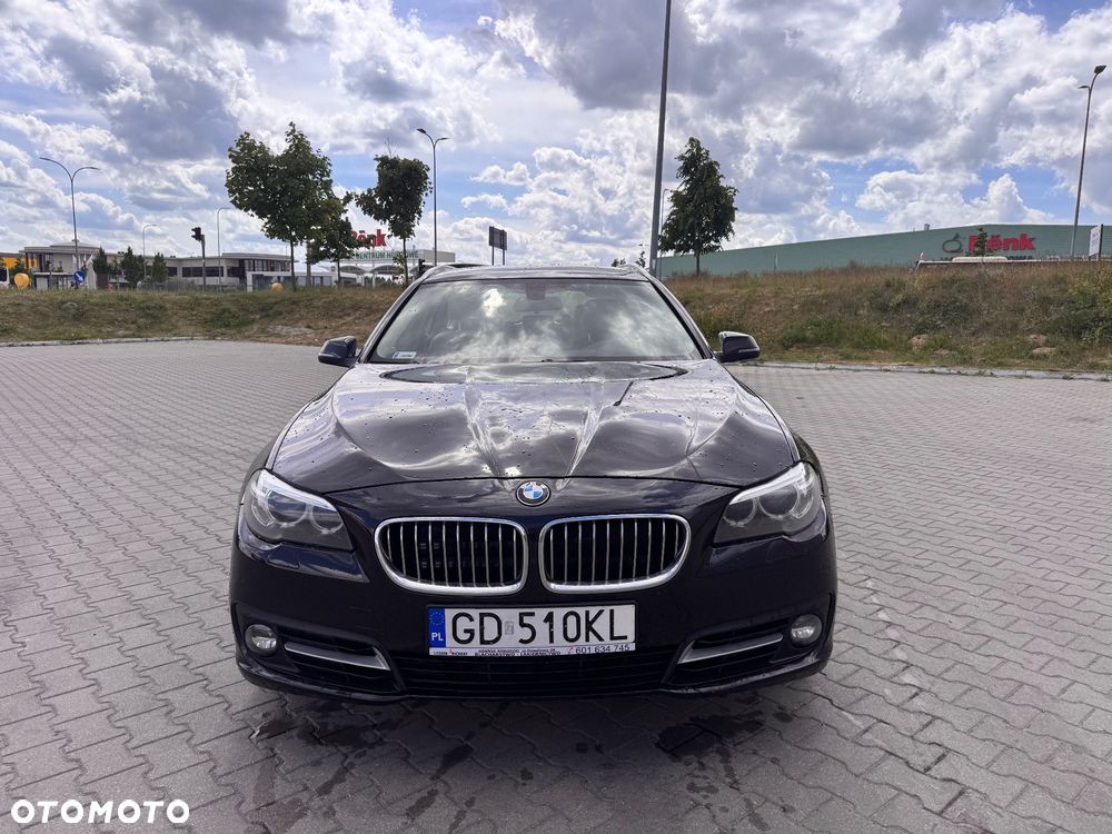 BMW Seria 5 525d xDrive Sport-Aut Luxury Line - 8