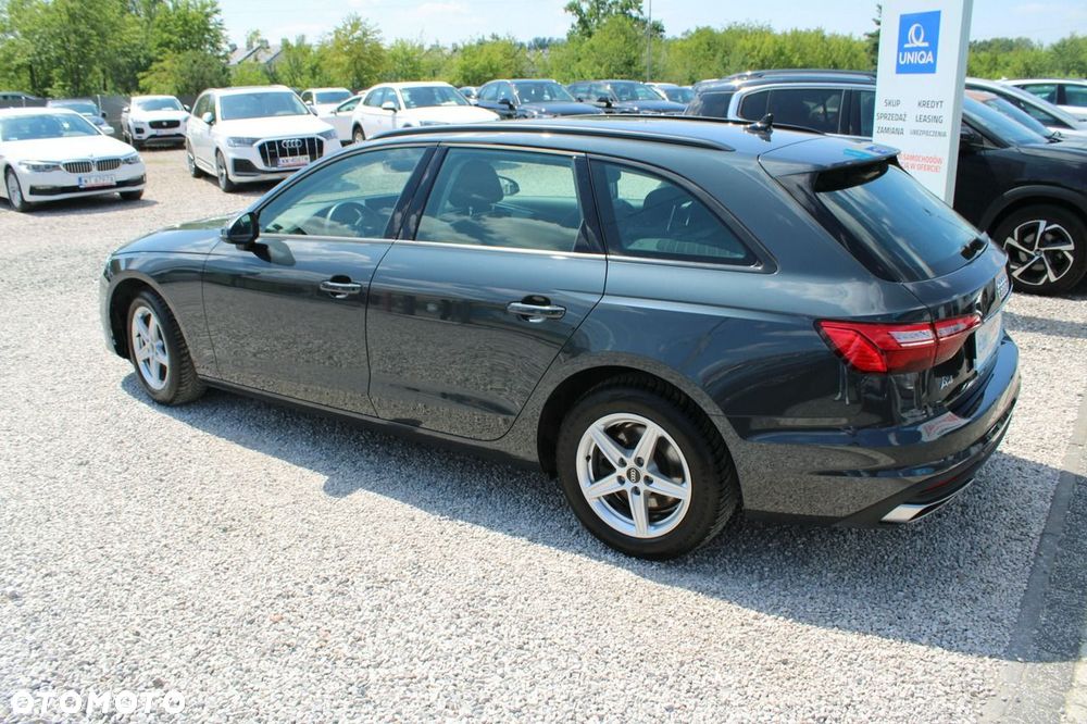 Audi A4 Avant - 9