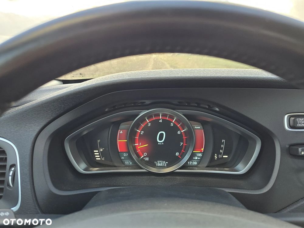 Volvo V40 T4 Kinetic - 17