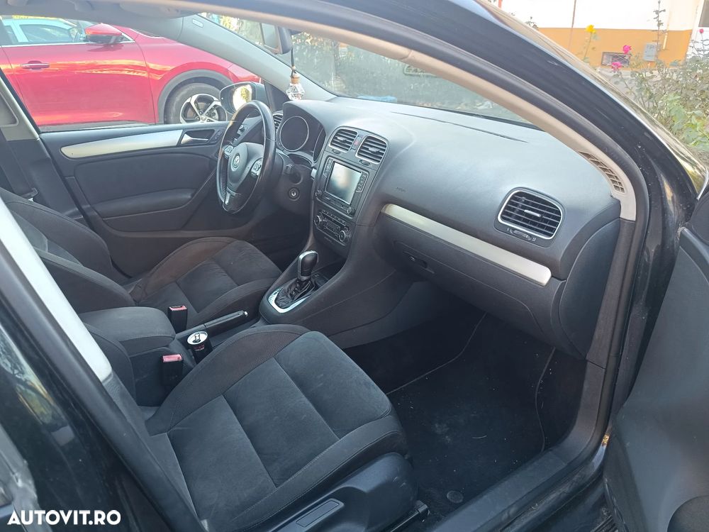 Volkswagen Golf 2.0 TDI Comfortline DSG - 11