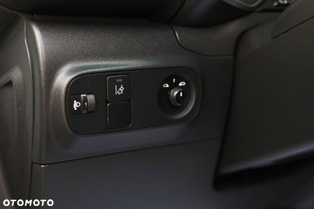 Citroën C3 1.6 BlueHDi Shine S&S - 28