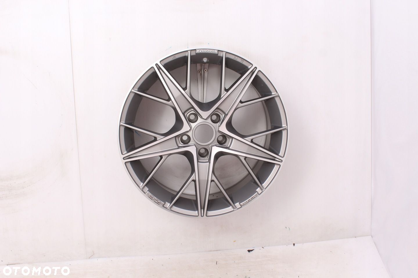 FELGA ALUMINIOWA NOWA DEMO. BROCK 5X112 18 ET35 - 1