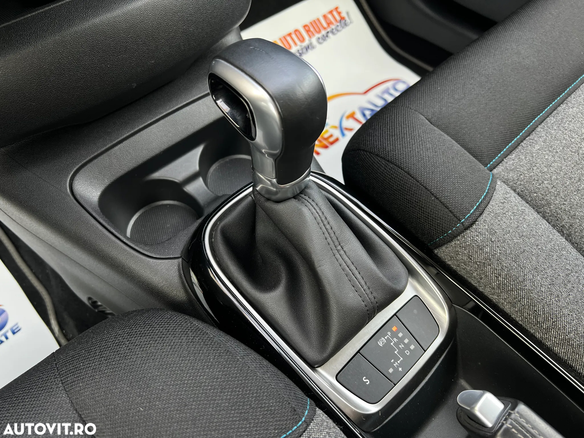 Citroën C4 Cactus Pure Tech 110 Stop&Start EAT6 Shine - 12