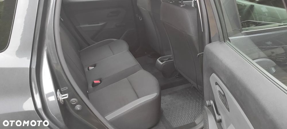 Dacia Duster 1.6 SCe Access S&S - 11