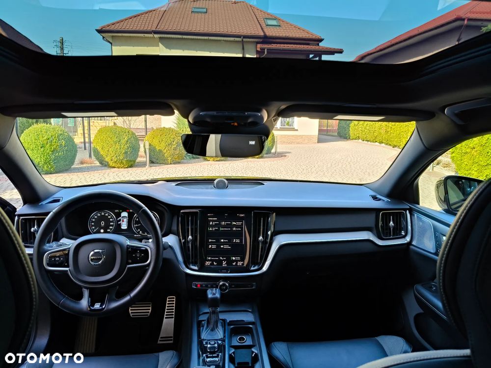 Volvo S60 T6 AWD R-Design - 6