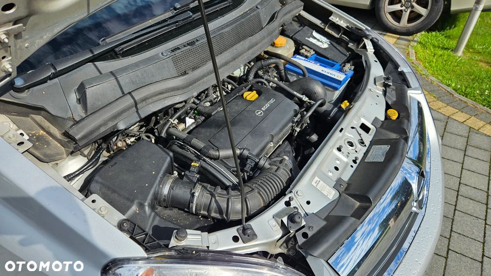 Opel Zafira 1.6 Edition - 9