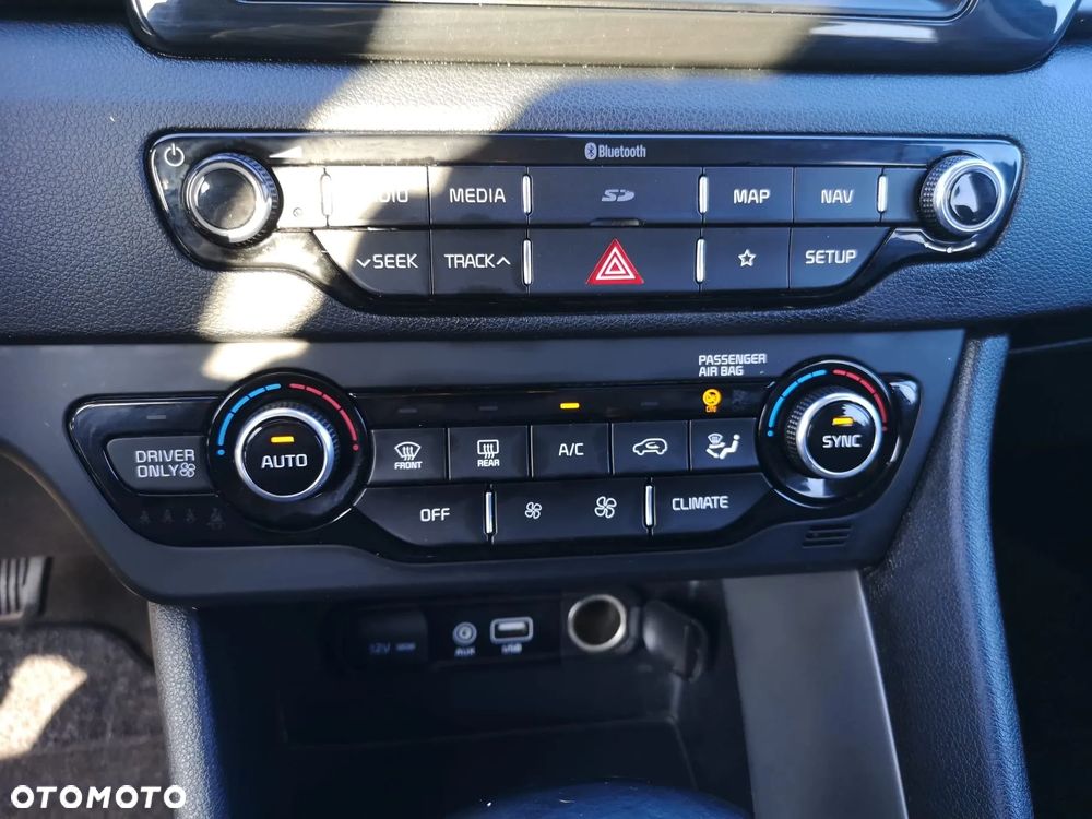 Kia Niro 1.6 GDI 2WD Vision - 8