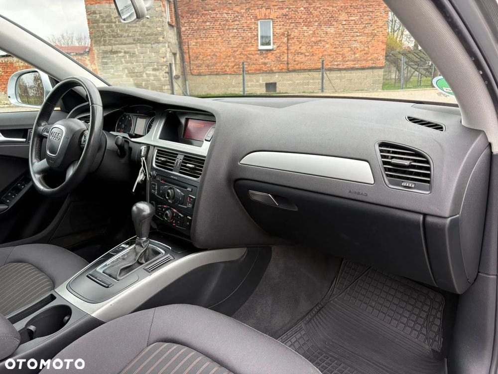 Audi A4 Avant 1.8 TFSI multitronic Ambiente - 15
