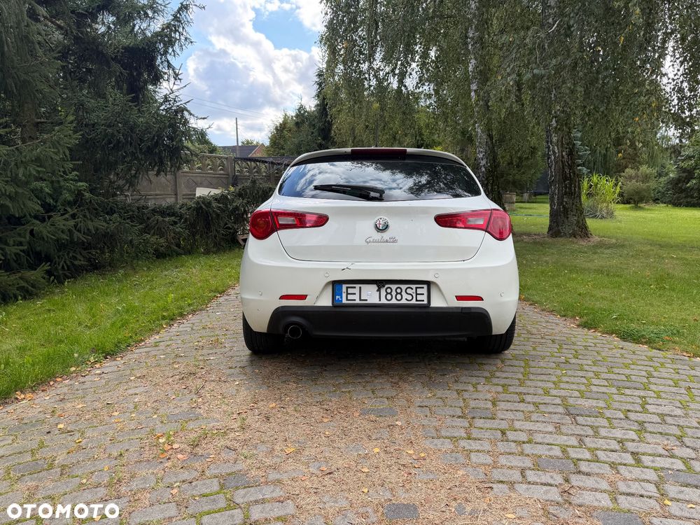 Alfa Romeo Giulietta 1.6 JTDM Distinctive - 5