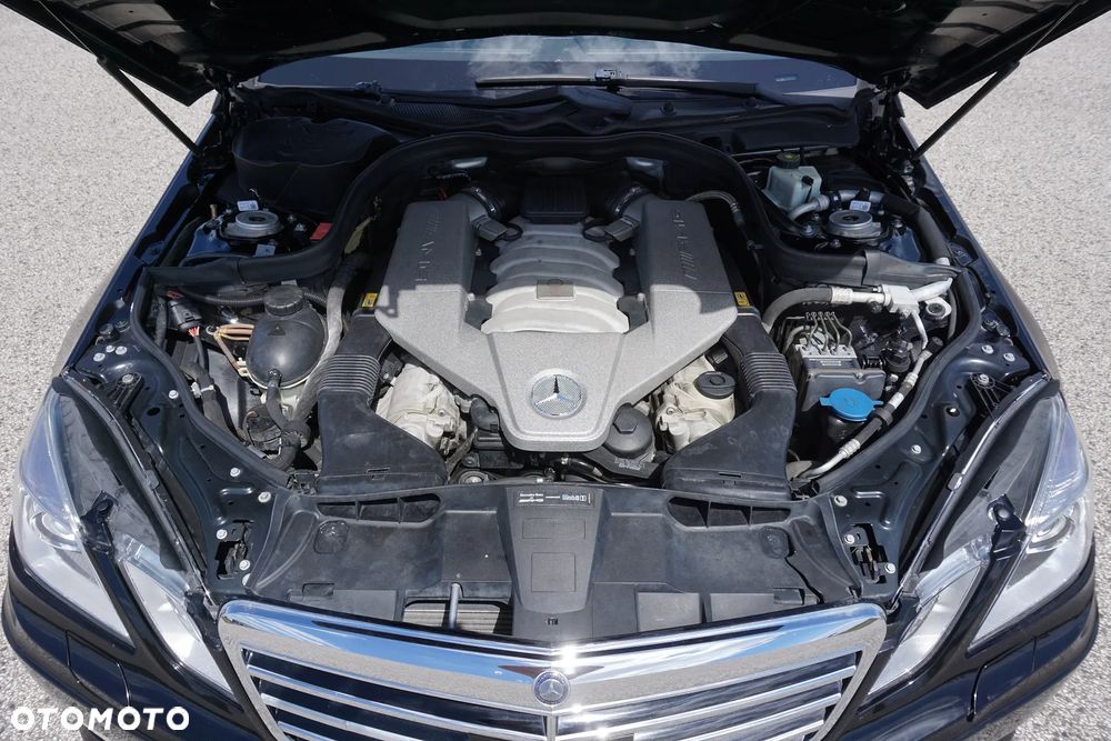 Mercedes-Benz Klasa E 63 AMG - 19