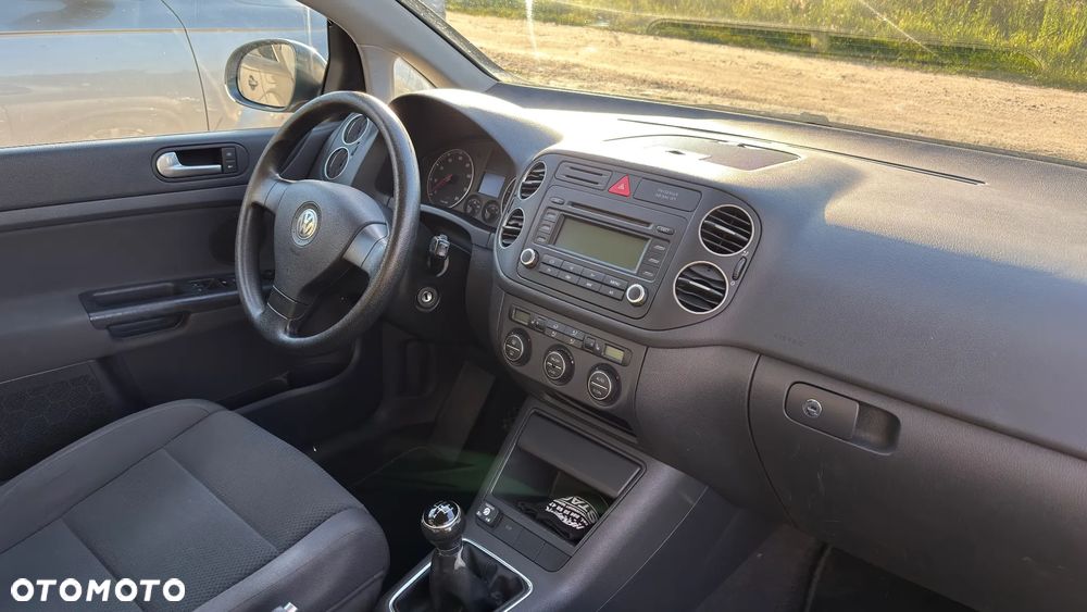 Volkswagen Golf Plus - 10